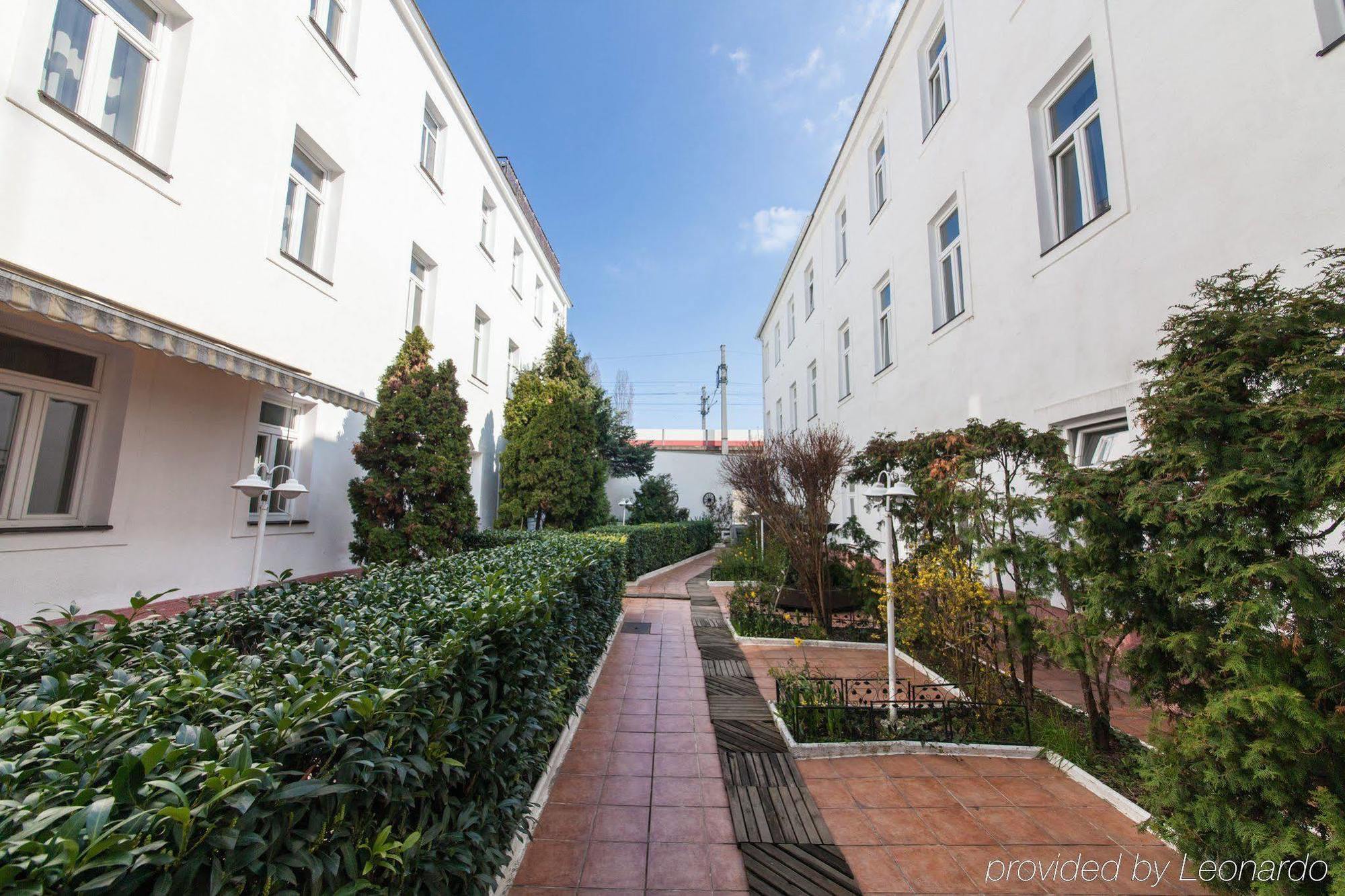 Novum Hotel Cristall Wien Messe Eksteriør bilde