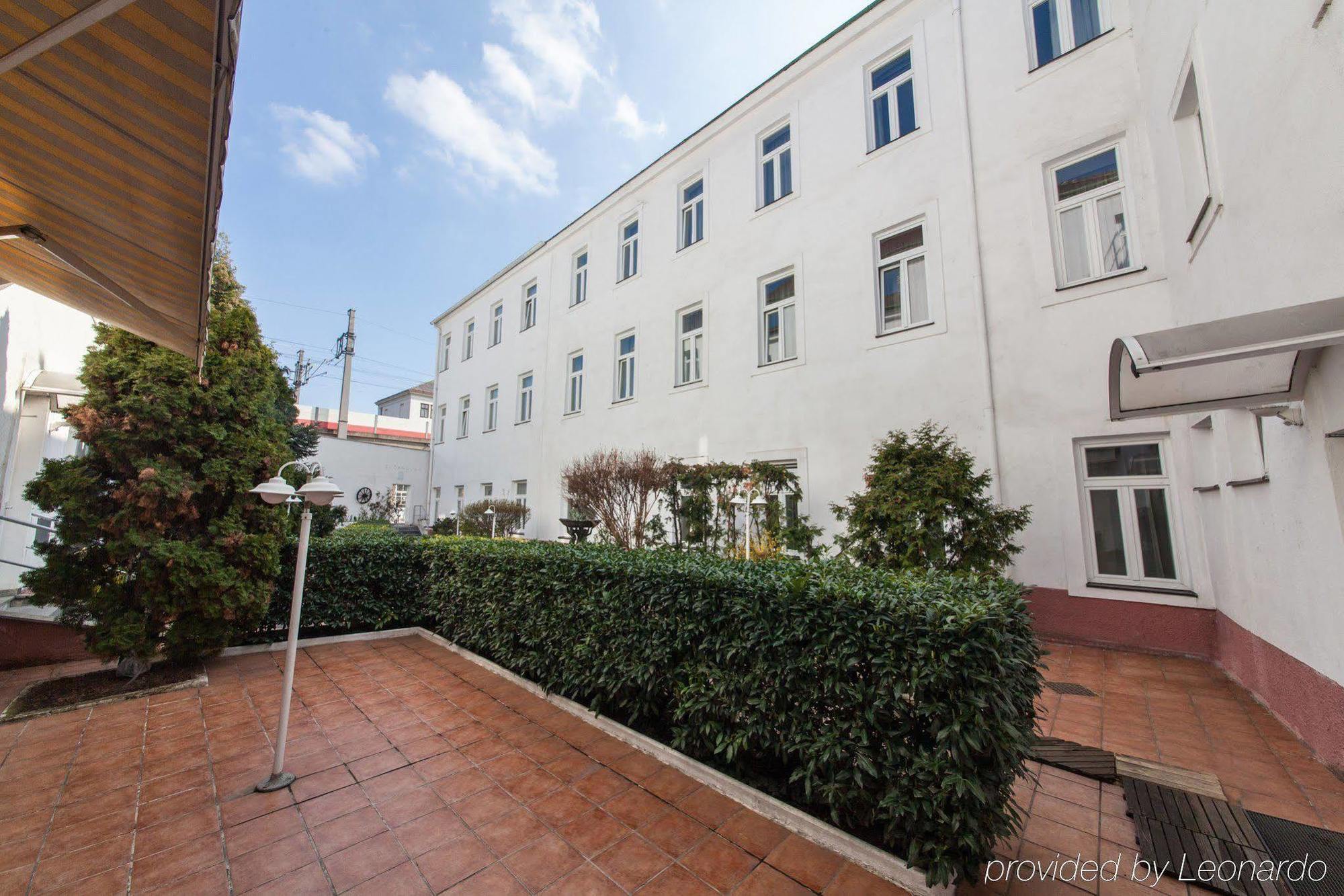 Novum Hotel Cristall Wien Messe Eksteriør bilde