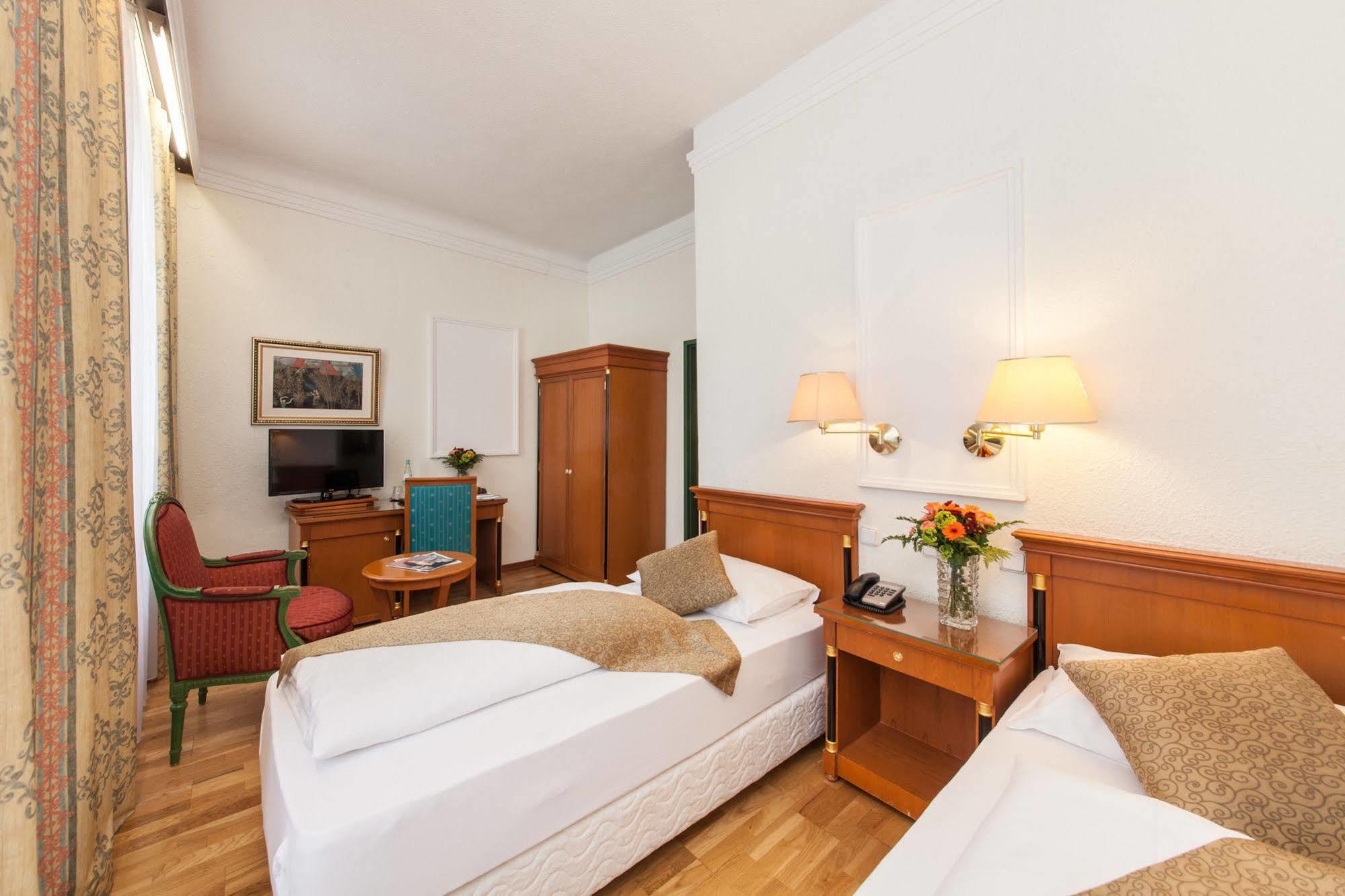 Novum Hotel Cristall Wien Messe Eksteriør bilde