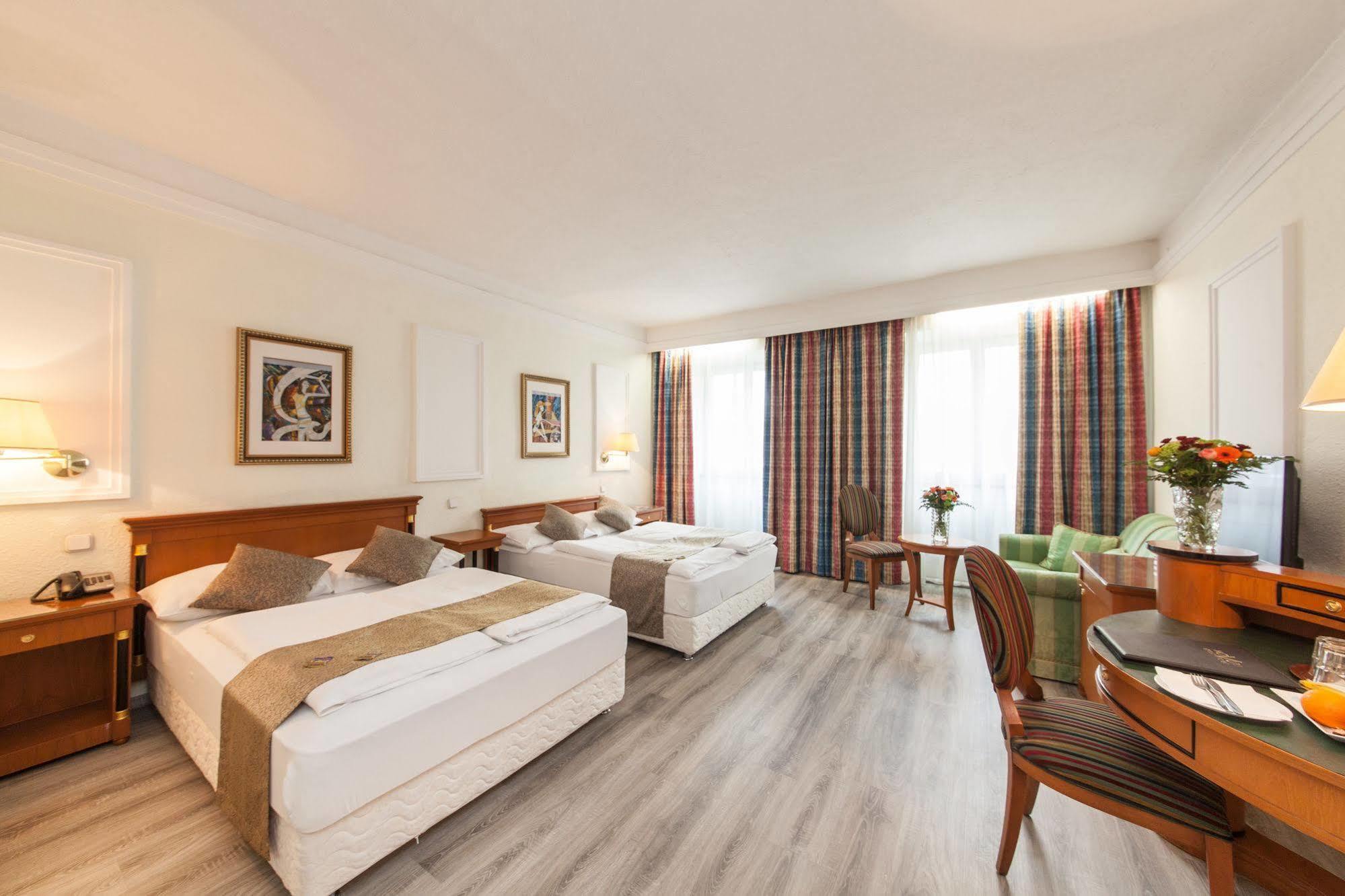 Novum Hotel Cristall Wien Messe Eksteriør bilde